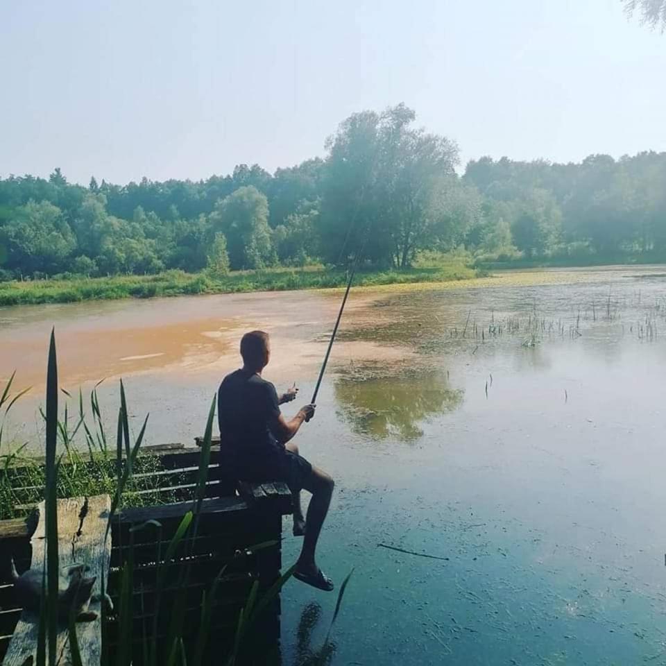 Lake Fishing Resort Lukinic Brdo Bagian luar foto